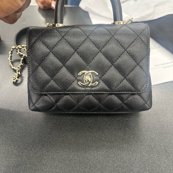 COPY - Chanel coco handle in size small/mini - Picture 2 of 3